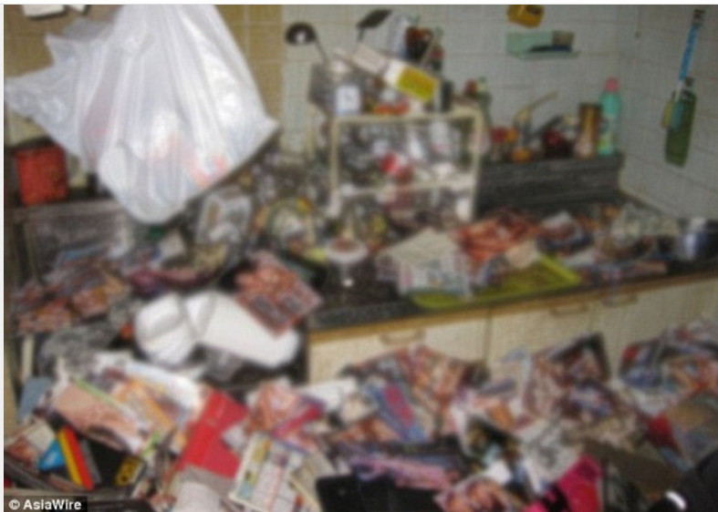 Homem morre esmagado por revistas pornográficas