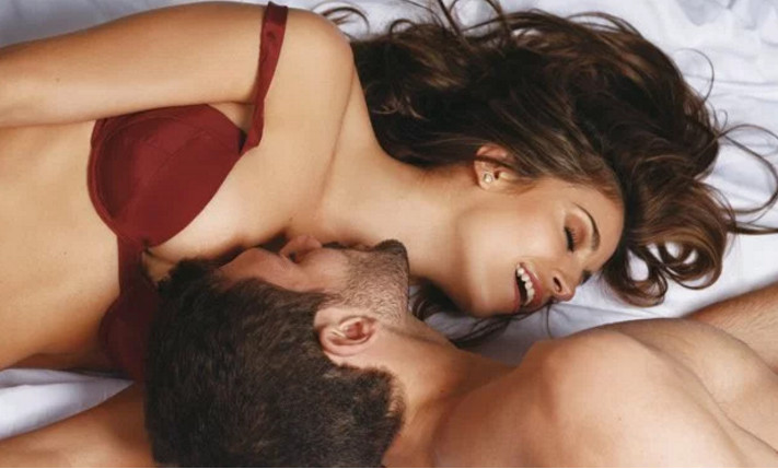 10 Dicas quentes de sexo para testar antes de morrer