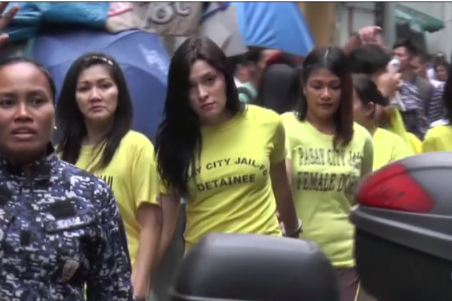 Vídeo: Brasileira presa por tráfico nas Filipinas corre risco de vida 