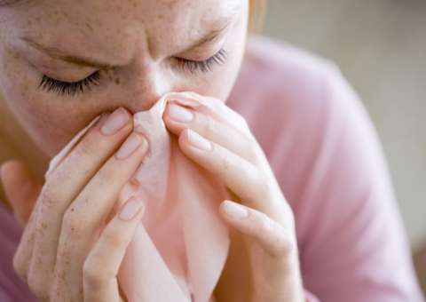  Por que não se deve assoar o nariz?