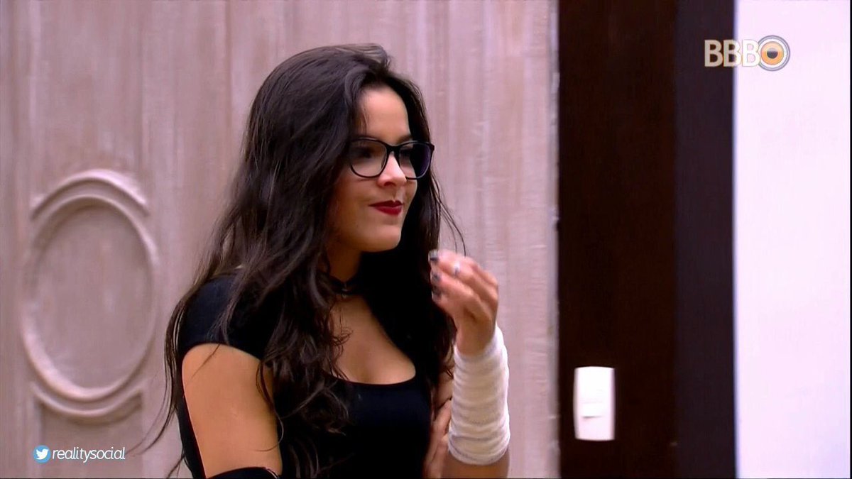 BBB17: Brother descobre que Emilly continua na casa