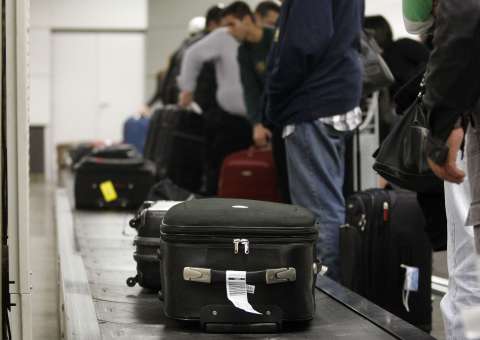 Latam vai cobrar a partir de R$ 50 por mala despachada em voo nacional