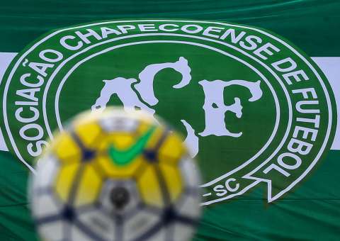 De volta a torneio internacional, Chapecoense faz jogo de estreantes na Venezuela