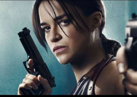 Michelle Rodriguez vive assassino que trocou de sexo no trailer de The Assignment
