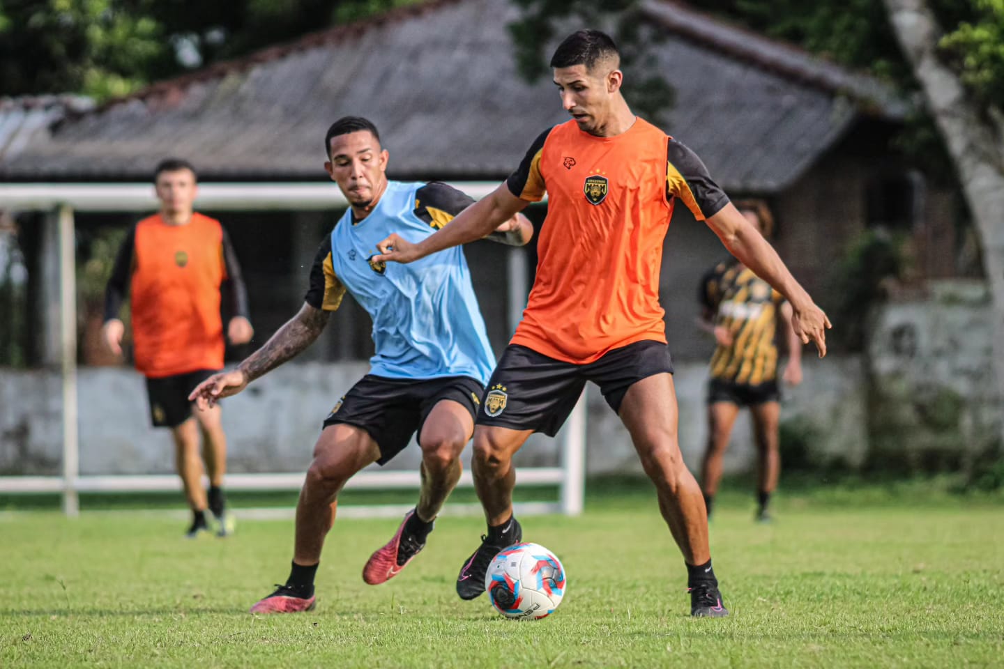 Barezão: Amazonas FC enfrenta hoje o Parintins nas quartas do segundo turno