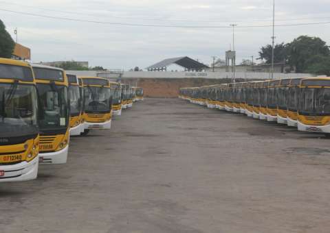 Rodoviários ameaçam paralisar 100% da frota na próxima sexta