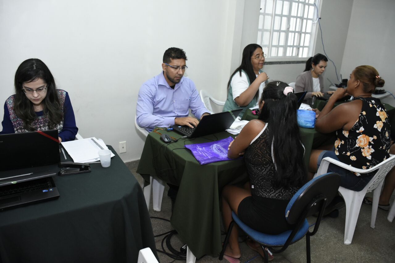 Mais de 600 pessoas procuraram serviços jurídicos no 1º dia de mutirão em Manaus