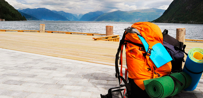 Jovem mochileira é sequestrada e sexualmente abusada por dois meses na Austrália