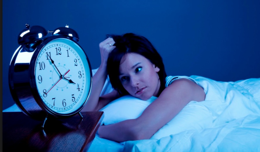 Saiba o que fazer quando seus pensamentos não te deixarem dormir