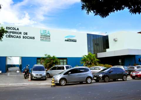 Cursos de ADM e Direito da UEA são considerados excelentes em avaliação nacional