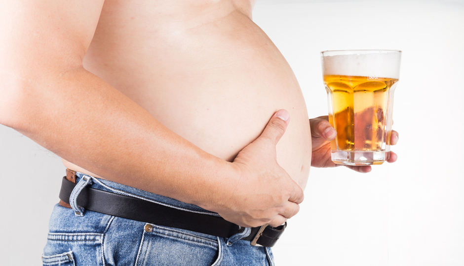 A cerveja pode aumentar barriga?