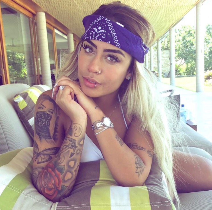 Record oferece fortuna para irmã de Neymar participar em “A Fazenda 9”