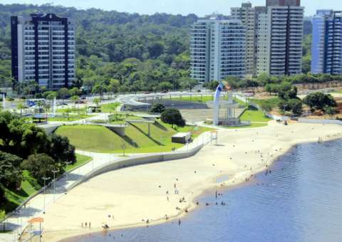 Ponta Negra ganha projeto para conter erosões