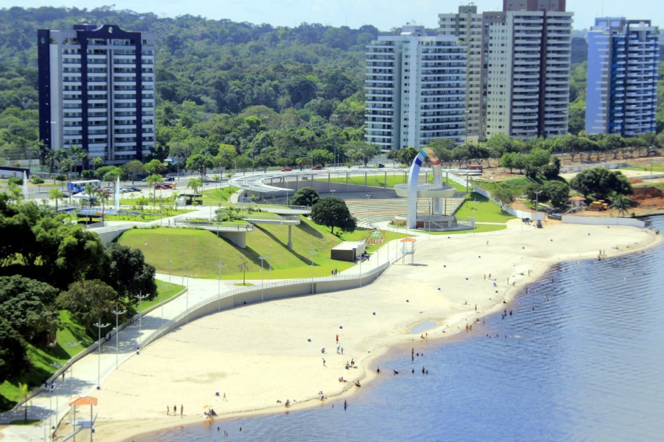 Ponta Negra ganha projeto para conter erosões