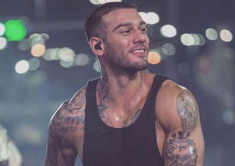 Detalhe em corpo malhado de Lucas Lucco causa estranhamento e cantor rebate críticas