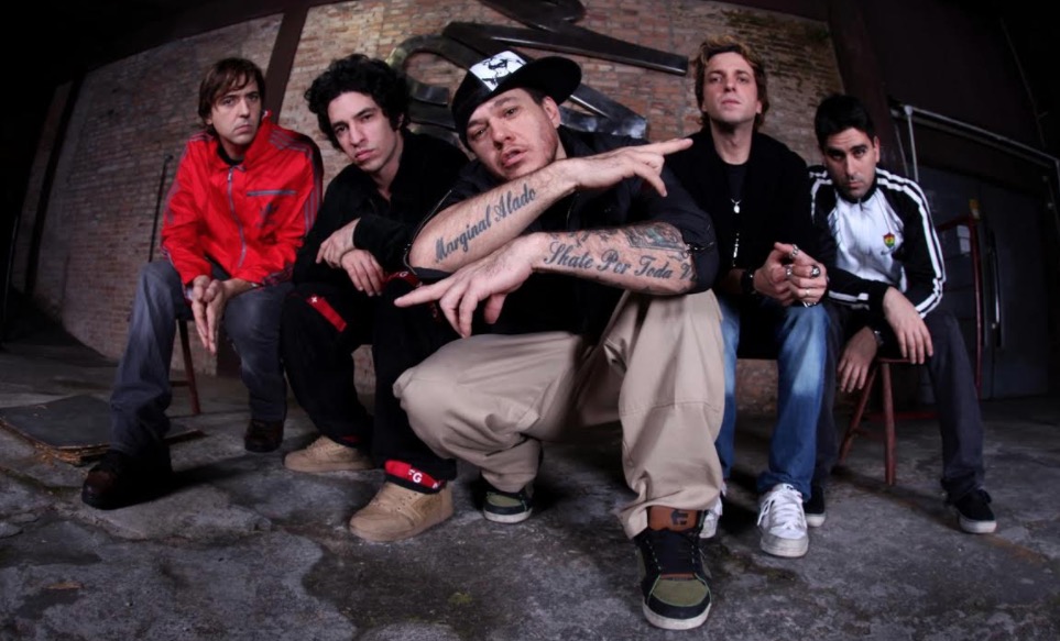 Especial Charlie Brown Jr. é a pedida desta sexta-feira 