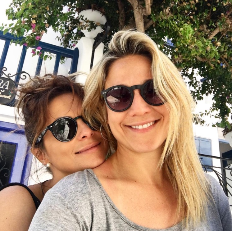 Fernanda Gentil se declara para namorada nas redes sociais