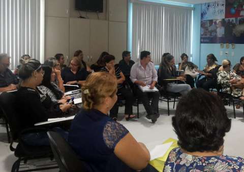 Em Manaus, gestores da rede municipal de saúde participam de programa de capacitação