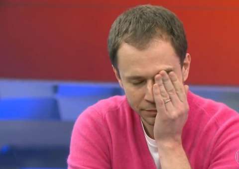 Tiago Leifert usa foto de Pedro nu como capa de perfil no Twitter e 'pega mal'