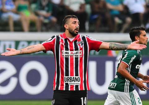 São Paulo lidera lista de times com pior defesa da Série A em 2017