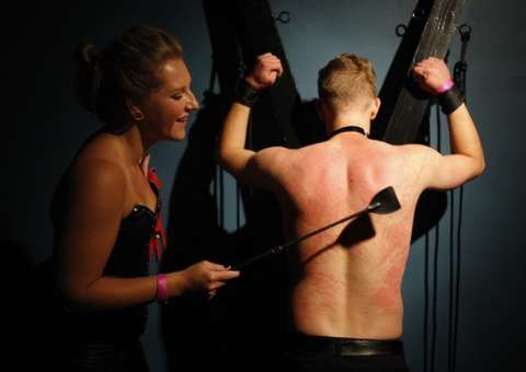  Comportamentos sexuais sadomasoquistas nem sempre são normais