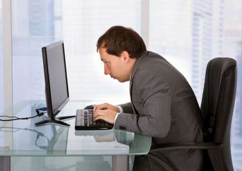 Quem passa o dia todo sentado deve caminhar 11 km por dia para remediar