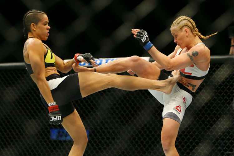 Amanda Nunes desafia Valentina Shevchenko, e avisa: 'desafiante não escolhe o dia, ela tem que lutar'
