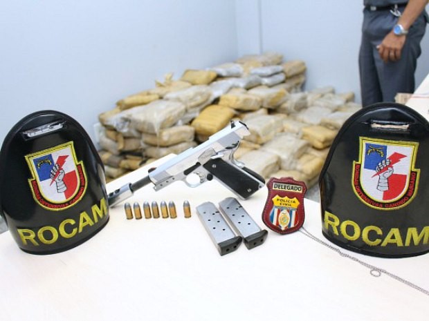 Colombianos são presos com 280 tabletes de droga no Amazonas 