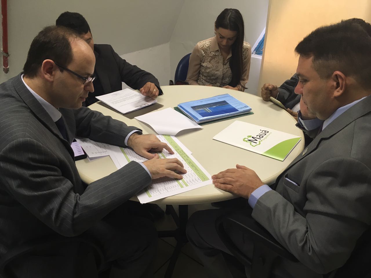 Em Brasília, prefeito de Autazes se reúne com ministro da educação em busca de melhorias para o município 