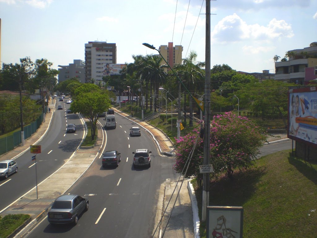 Prefeitura executa drenagem na Darcy Vargas