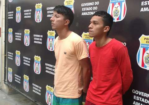 Dupla é presa acusada de usar carros alugados para assaltar em Manaus