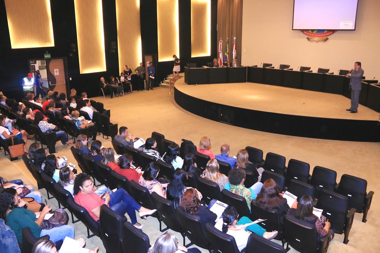 Escola de Contas do TCE finaliza seminário “Mulher no Século 21”