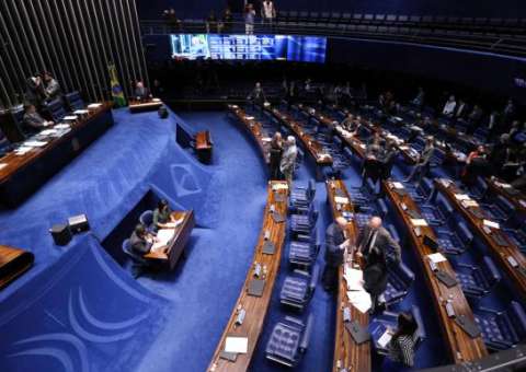 Senado aprova projeto que impede operadoras de limitar dados da banda larga fixa