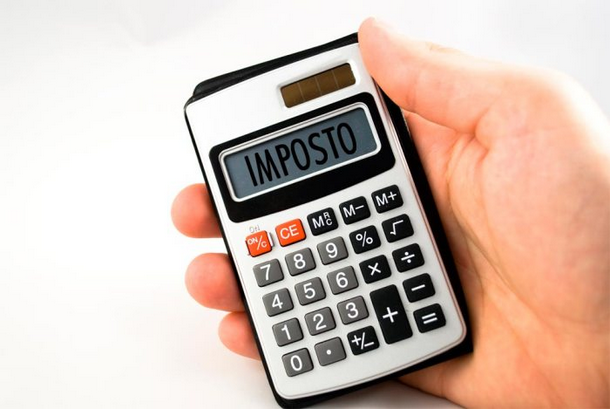 Governo estuda aumentar impostos sobre combustíveis