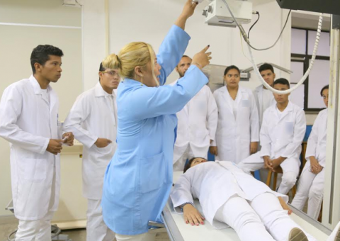 ​​Inscrições abertas para cursos livres na área de saúde, finanças e indústria