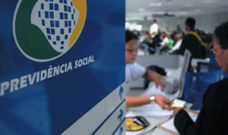 Gerência Executiva do INSS em Manaus promove debate sobre seguro social e aposentadoria