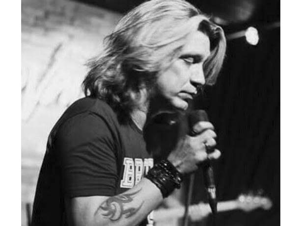 Luso Neto comemora 16 anos de carreira com show imperdível 