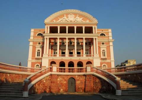 Teatro Amazonas é destaque no portal da BBC de Londres