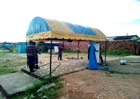 Feira Clandestina é demolida na zona Norte de Manaus