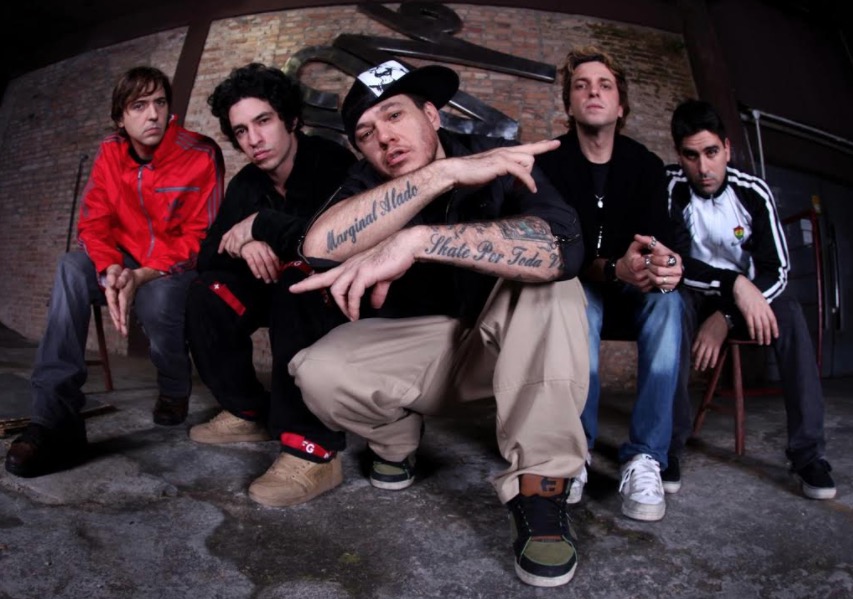 Especial Charlie Brown Jr. é a pedida deste sábado