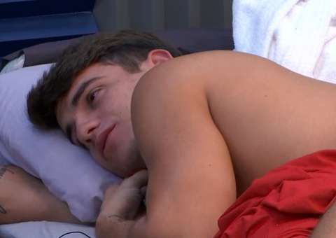 Gêmeos brasileiros bombam no Gran Hermano Espanha; Antônio dá em cima de sister e despreza Mayara