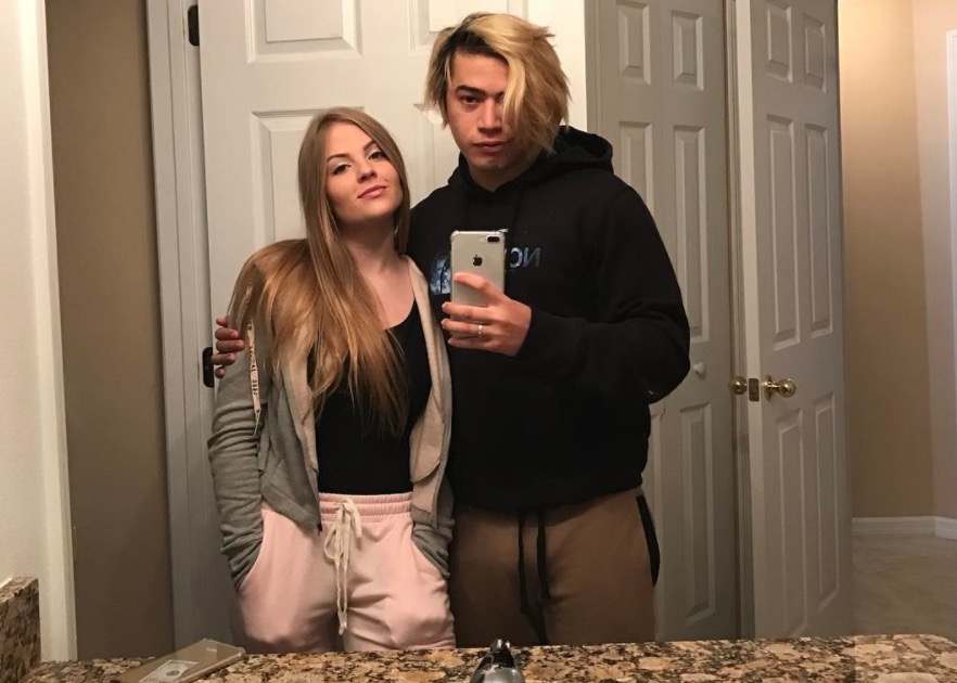  Namorada de Whindersson Nunes fala sobre carreira e namorado: 'dizem que sou muito pra ele'