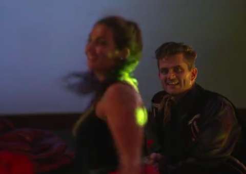 BBB 17: Marcos vê Elettra rebolando e revela que ficaria com italiana 