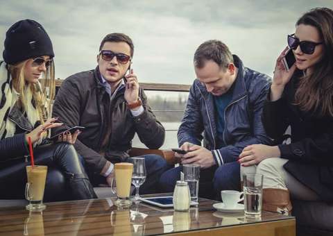 Jovens de hoje estão fazendo menos sexo do que há 20 anos atrás, aponta estudo