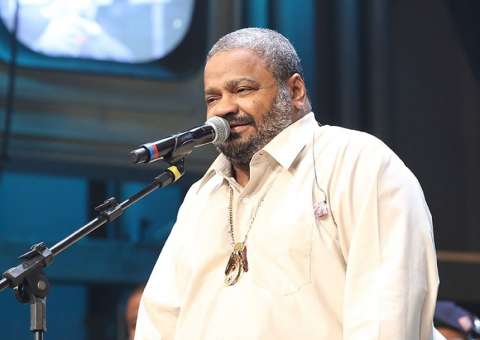 Divulgado boletim médico de Arlindo Cruz