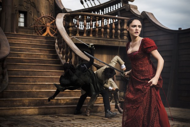 Isabelle Drummond aparece lindíssima como protagonista de nova novela e revela segredo de beleza