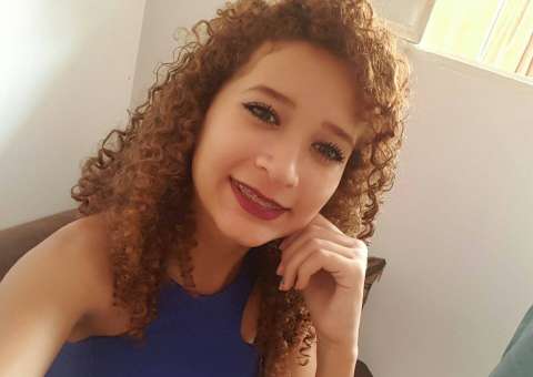 Família procura adolescente que desapareceu após deixar colega na parada de ônibus em Manaus