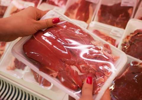 Operação Carne Fraca: Visa Manaus fiscaliza frigoríficos da cidade