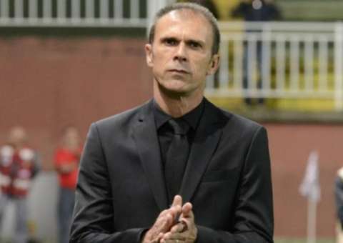 Vasco apresenta Milton Mendes como novo treinador