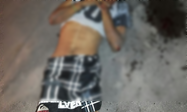 Jovem tenta roubar e é espancado por populares em Manaus